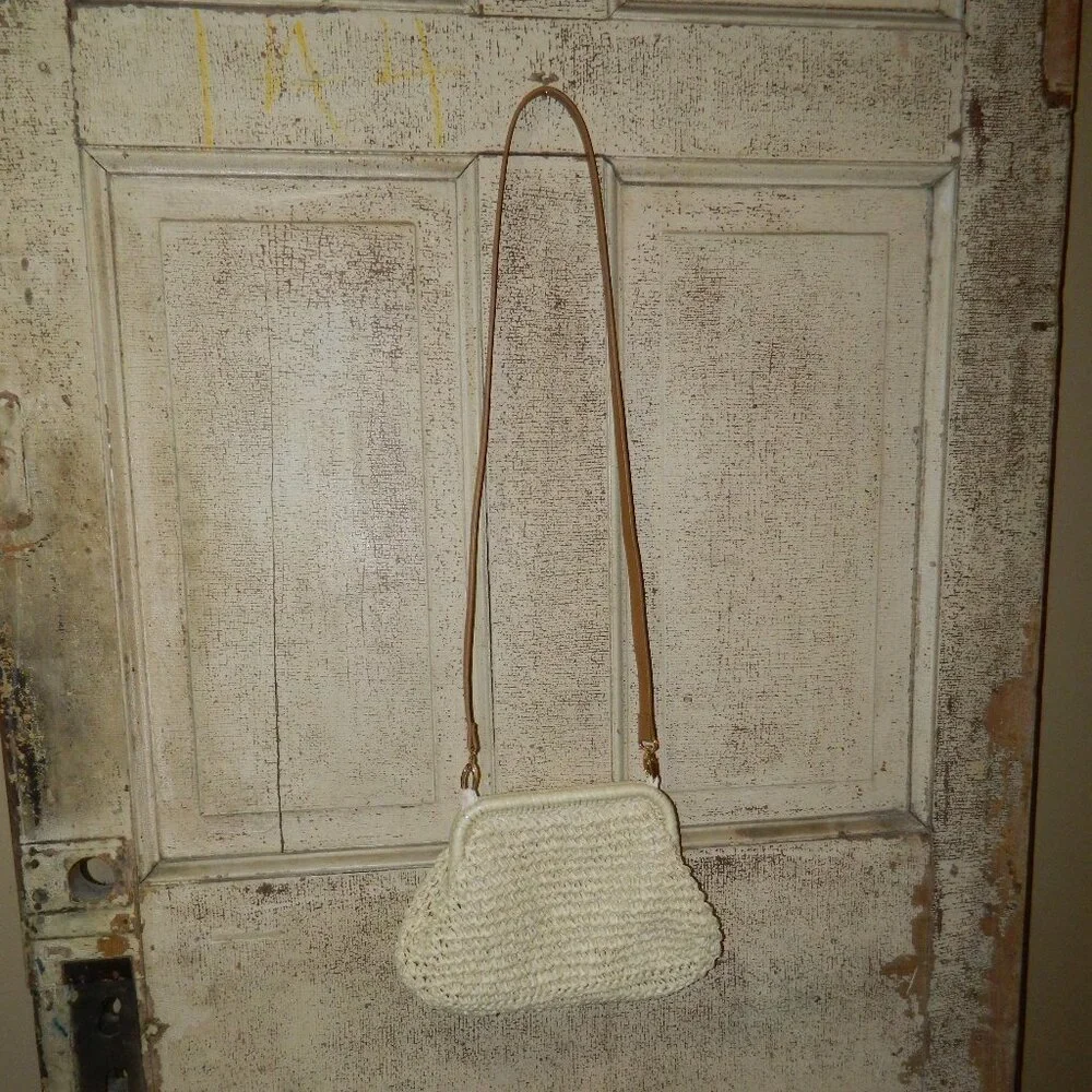Mark & Graham Antiqua Crossbody Clutch NO MONOGRAM - Picture 6 of 6